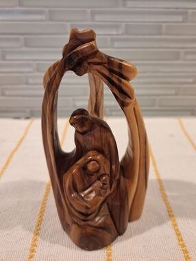Holy Family Under Star Olive Wood Nativity| Hand-Carved Bethlehem